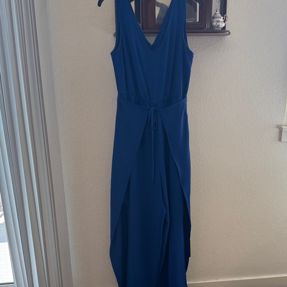 Elegant Blue Sleeveless jumpsuit